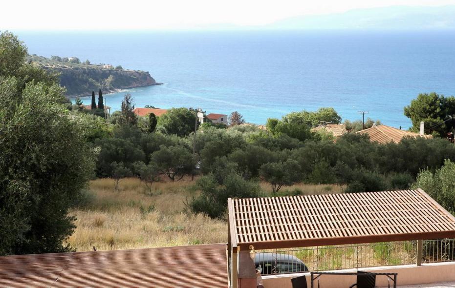 Provenzo And Meliti Villas Lourdata  Eksteriør billede