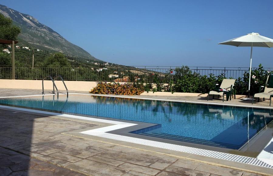Provenzo And Meliti Villas Lourdata  Eksteriør billede