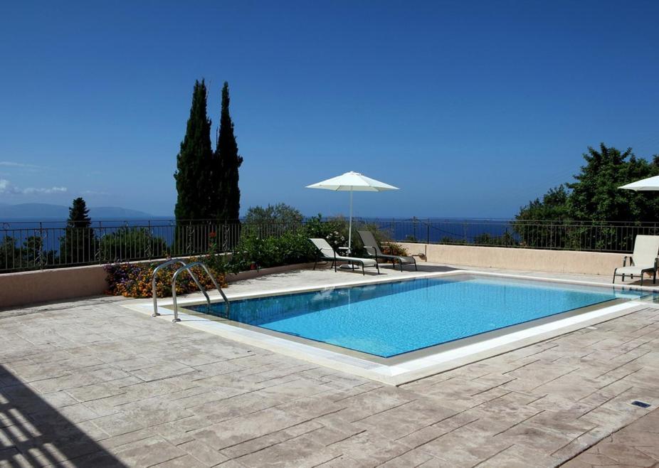 Provenzo And Meliti Villas Lourdata  Eksteriør billede